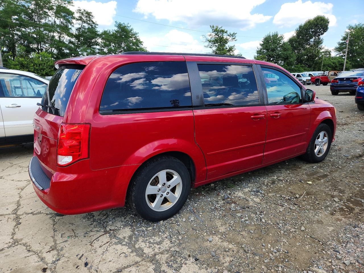 2012 Dodge Grand Caravan Sxt Red vin: 2C4RDGCG0CR210153