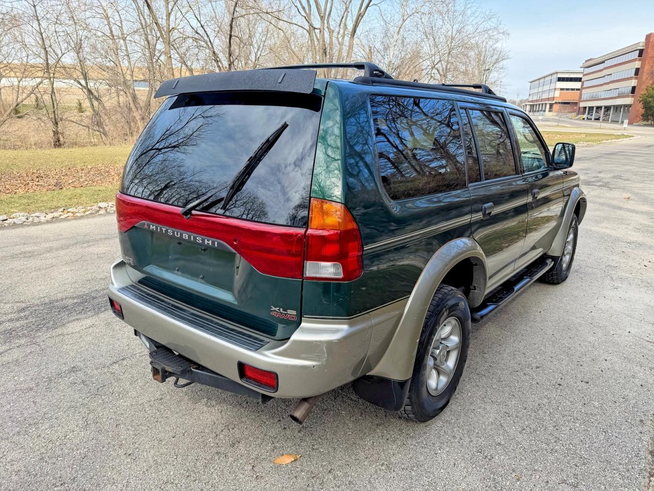 1999 Mitsubishi Montero Sport Ls Зеленый vin: JA4MT31H6XP013474