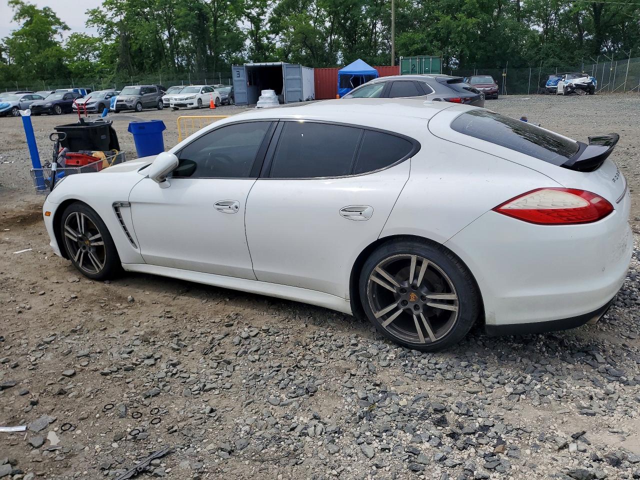 2013 Porsche Panamera 2 Белый vin: WP0AA2A78DL016816