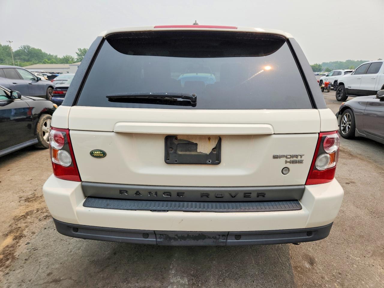 2008 Land Rover Range Rover Sport Hse White vin: SALSK25458A175658