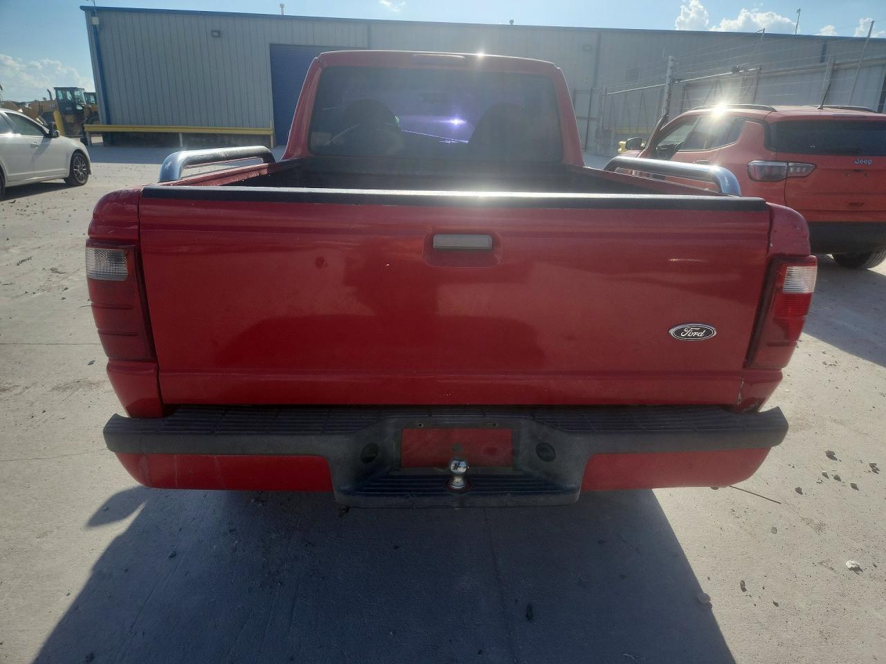 2003 Ford Ranger Red vin: 1FTYR10UX3PA11780