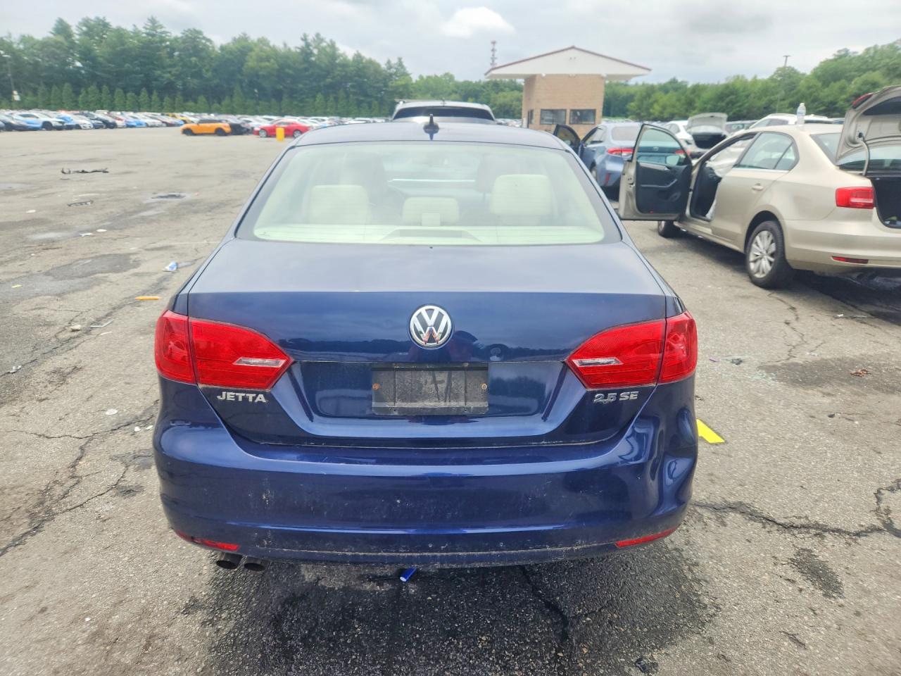 2013 Volkswagen Jetta Se Blue vin: 3VWDP7AJ4DM430112