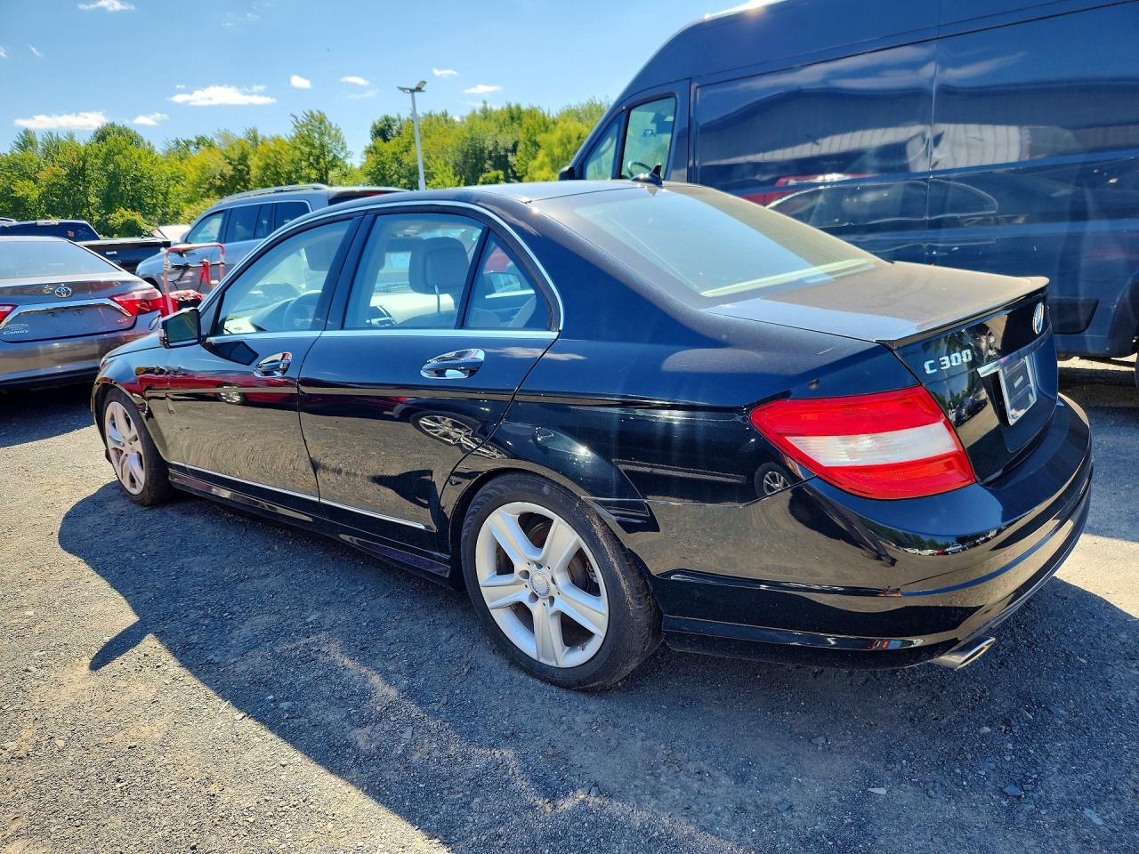 2011 Mercedes-benz C 300 4matic Black vin: WDDGF8BB9BR186734