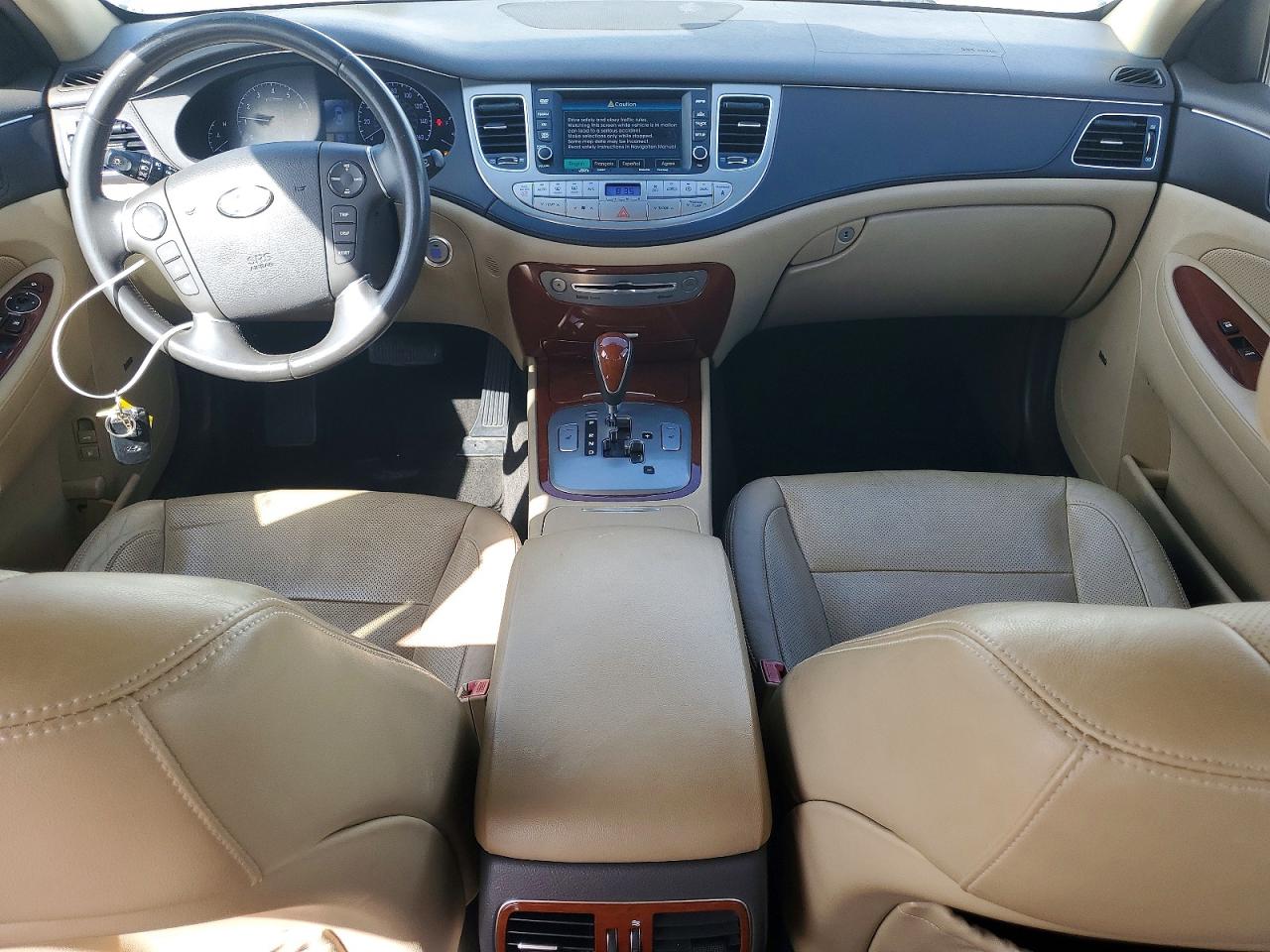 2013 Hyundai Genesis 3.8l White vin: KMHGC4DD3DU229342
