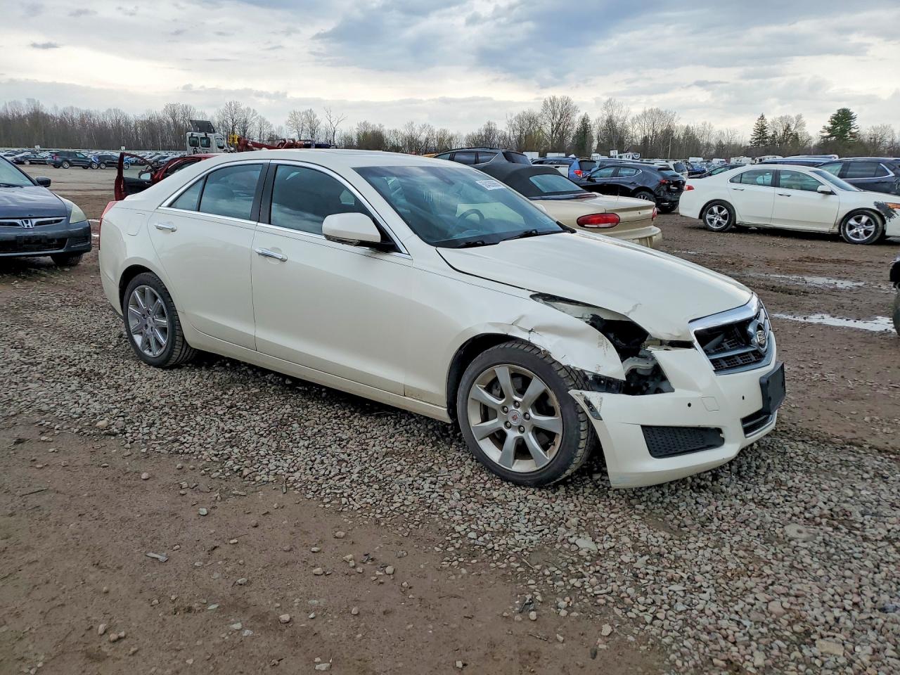 2014 Cadillac Ats Luxury White vin: 1G6AH5RX8E0106958