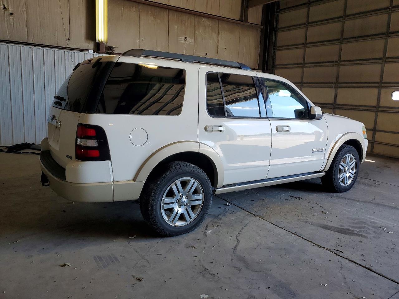 2008 Ford Explorer Eddie Bauer White vin: 1FMEU74EX8UA01164