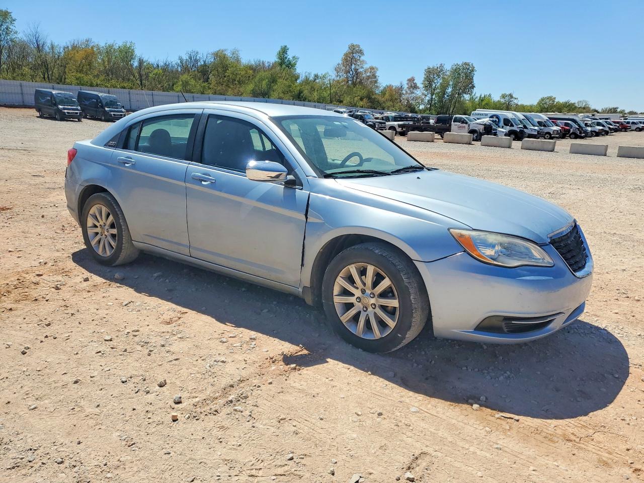 2013 Chrysler 200 Touring Синий vin: 1C3CCBBB3DN723014