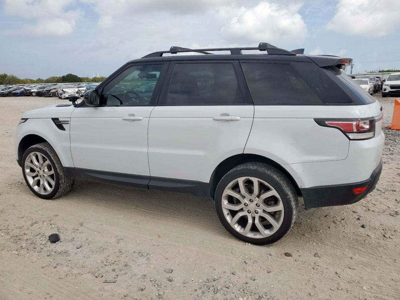 2017 Land Rover Range Rover Sport Se White vin: SALWG2FK0HA669507