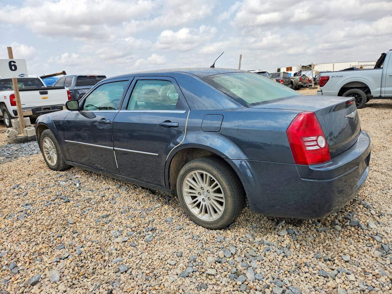 2008 Chrysler 300 Lx Blue vin: 2C3LA43R28H107218