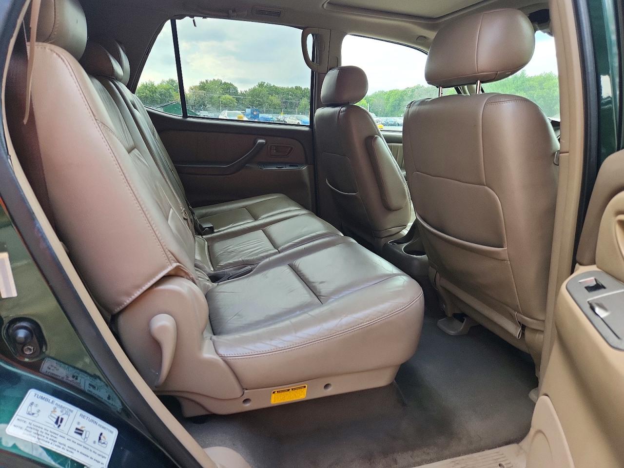 2001 Toyota Sequoia Limited Green vin: 5TDBT48A51S050685