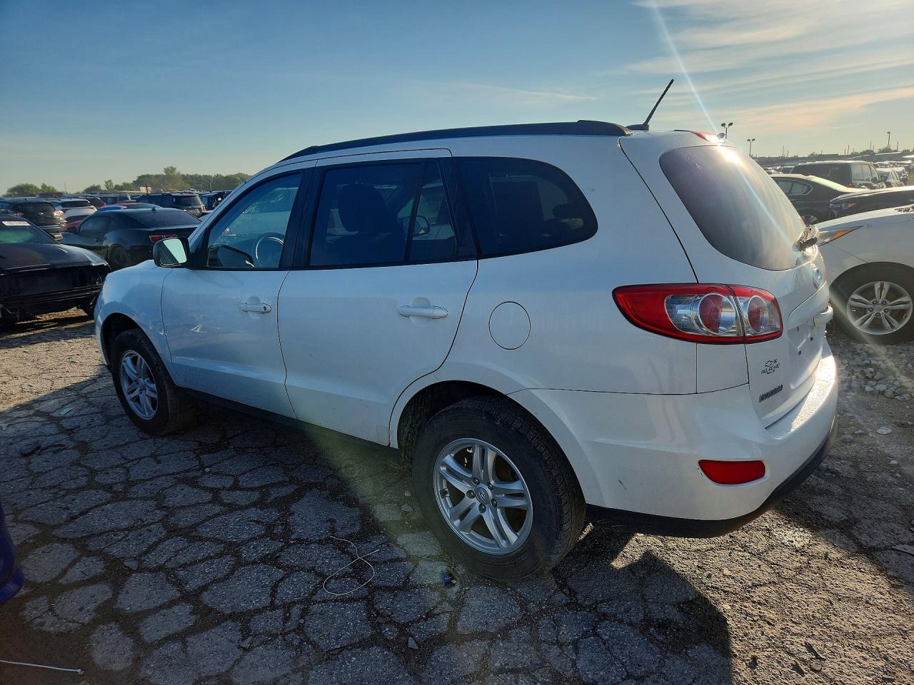 2010 Hyundai Santa Fe Gls White vin: 5NMSGDAB6AH351461