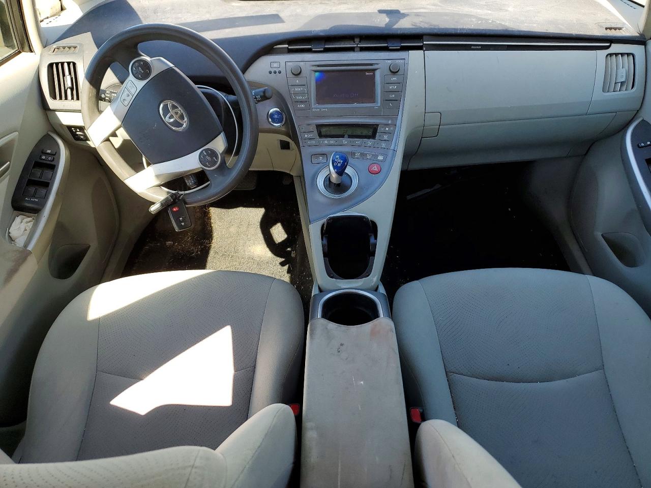 2015 Toyota Prius Three Silver vin: JTDKN3DU7F0433817