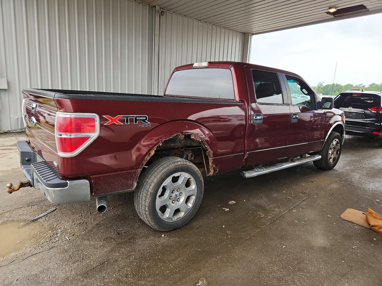 2010 Ford F150 Supercrew Maroon vin: 1FTFW1EV7AFC12380