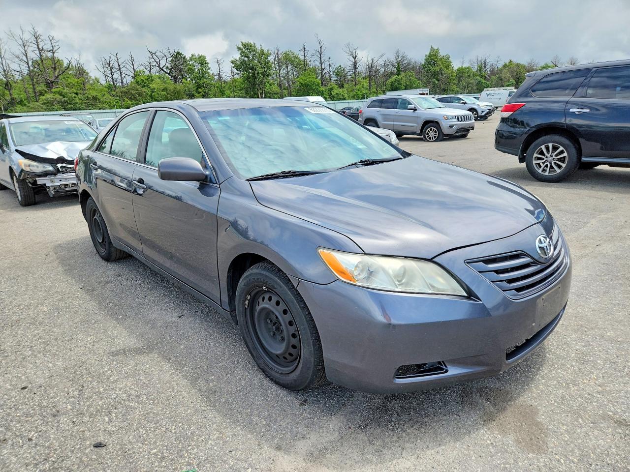 2009 Toyota Camry Le Gray vin: 4T1BE46K79U383138