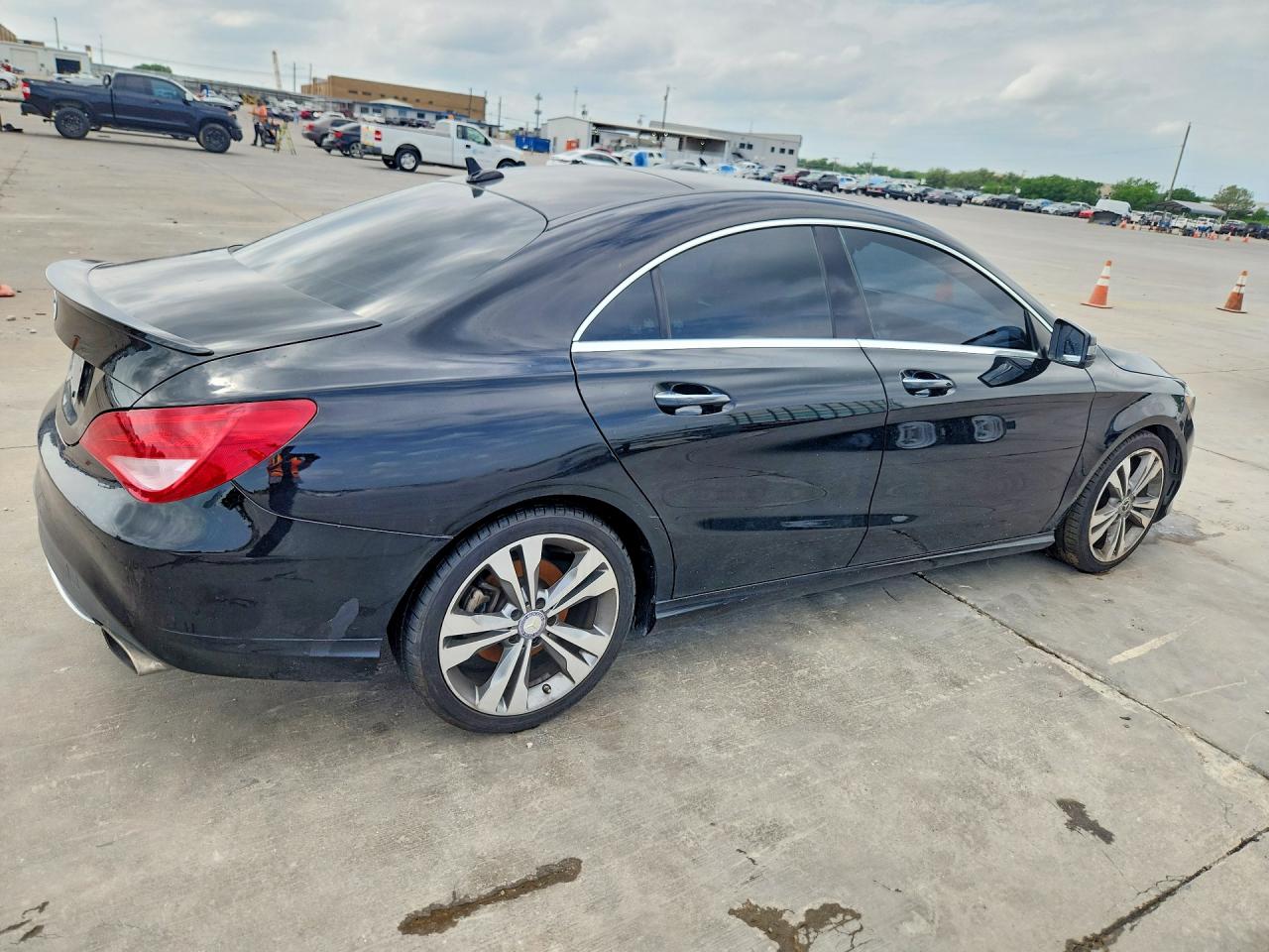 2015 Mercedes-benz Cla 250 Black vin: WDDSJ4EB8FN259795