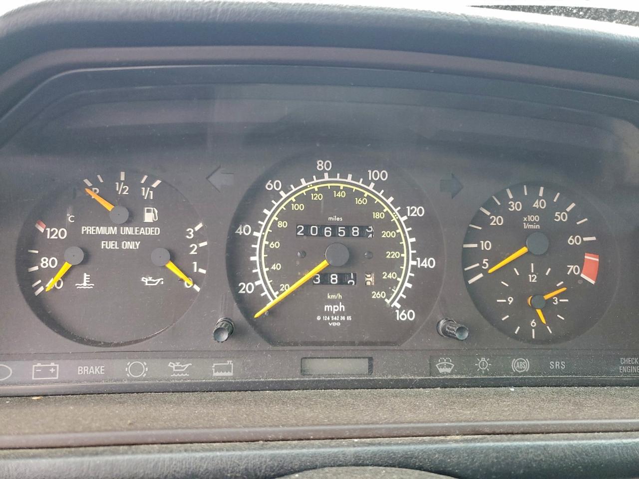 1994 Mercedes-benz E 320 Черный vin: WDBEA32E2RC104156