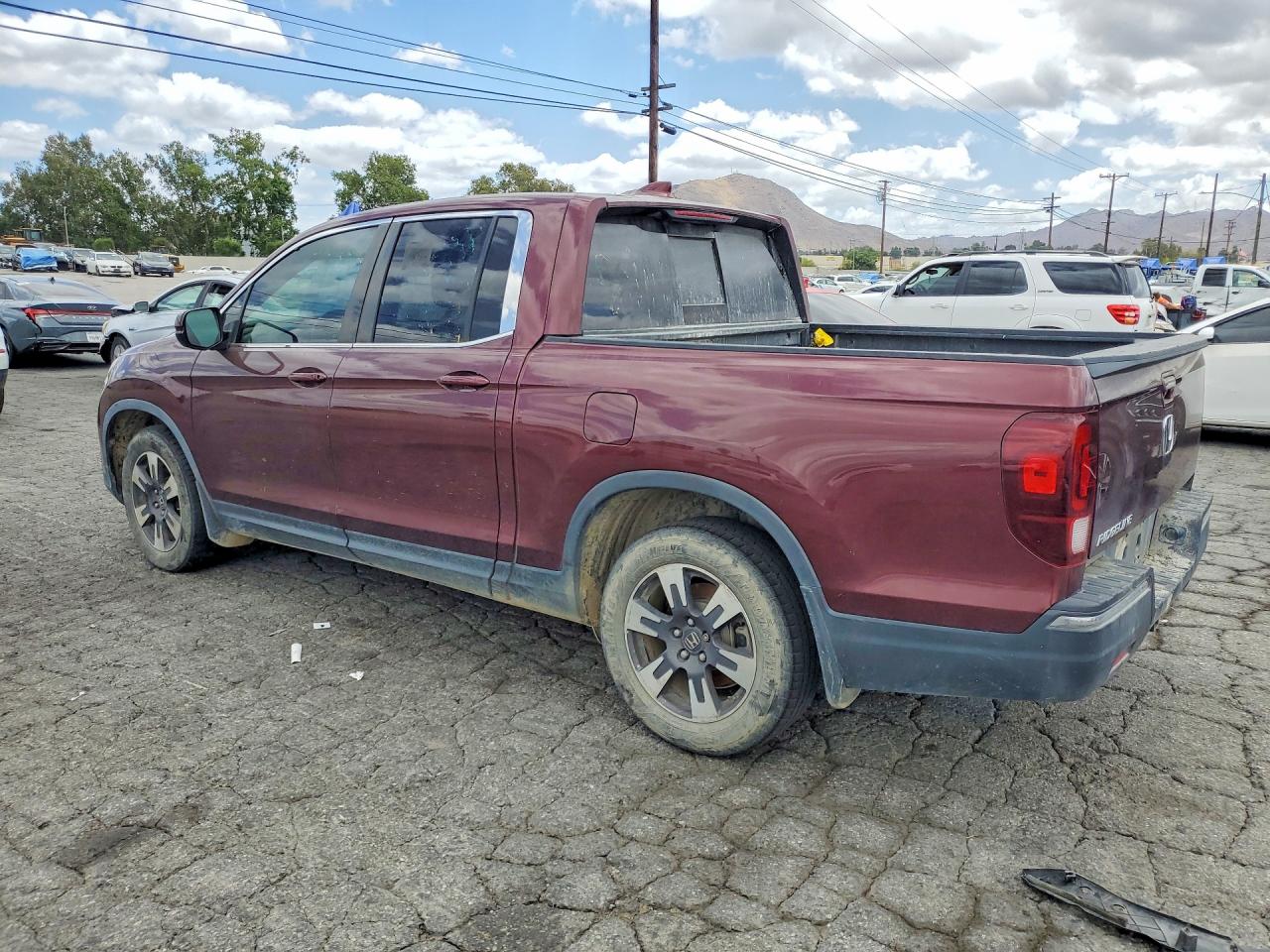 2019 Honda Ridgeline Rtl Темно-бордовый vin: 5FPYK2F62KB005202