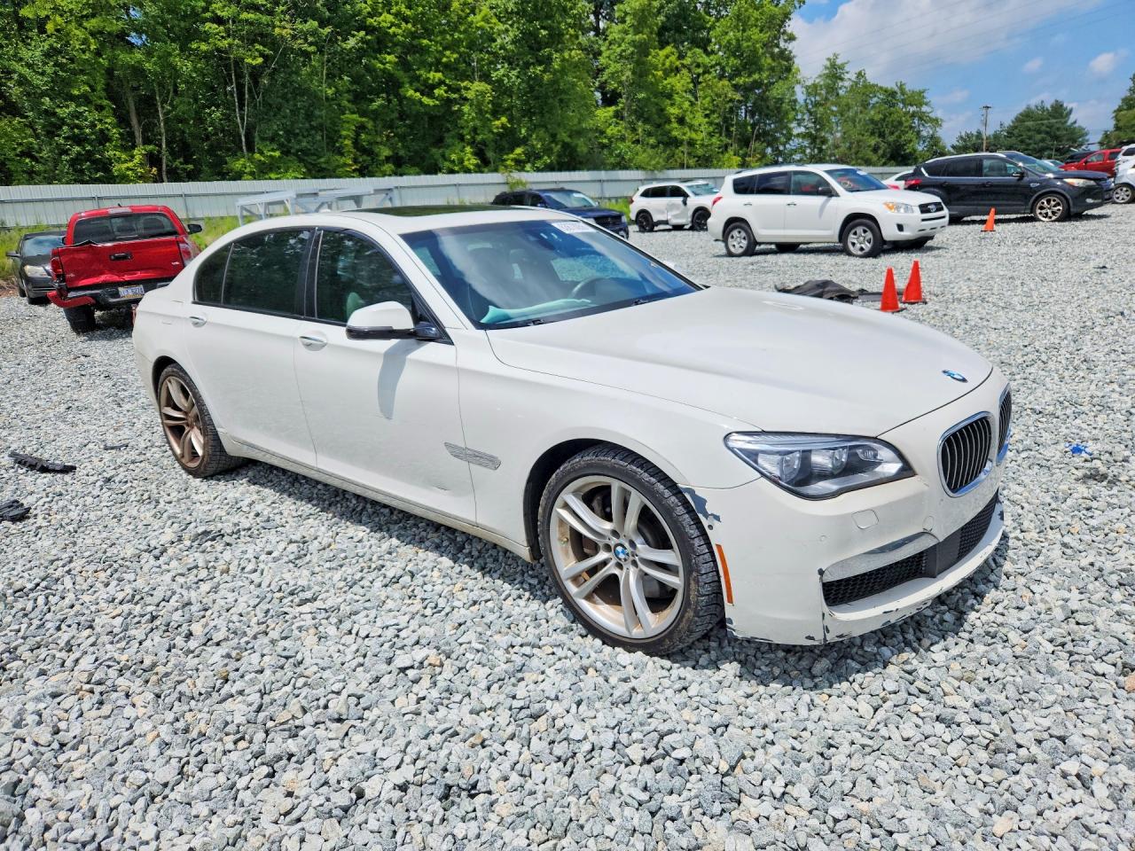 2014 Bmw 750 Li White vin: WBAYE8C55ED780374