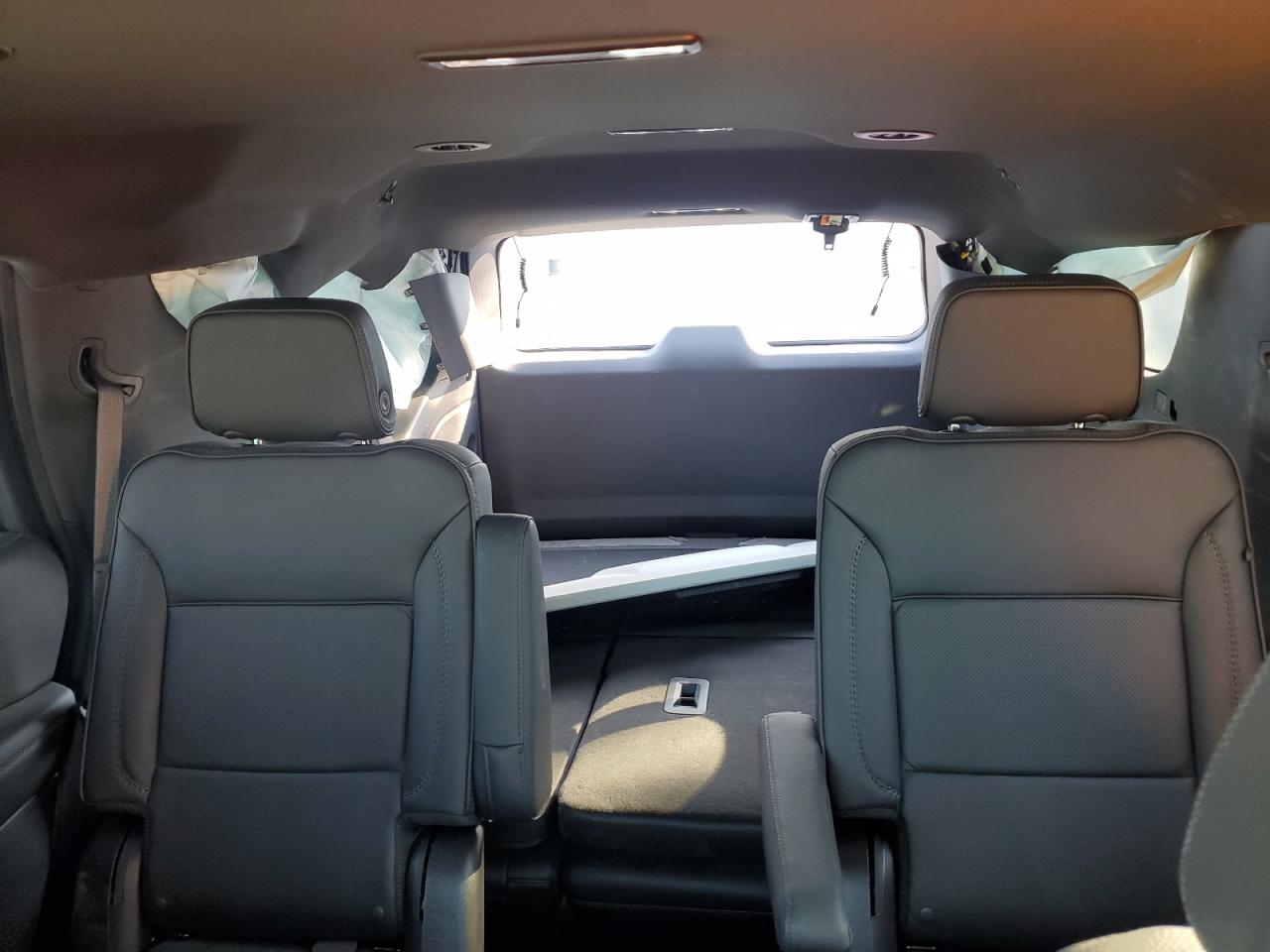 2025 Gmc Yukon Denali Белый vin: 1GKS2DRL7SR289324