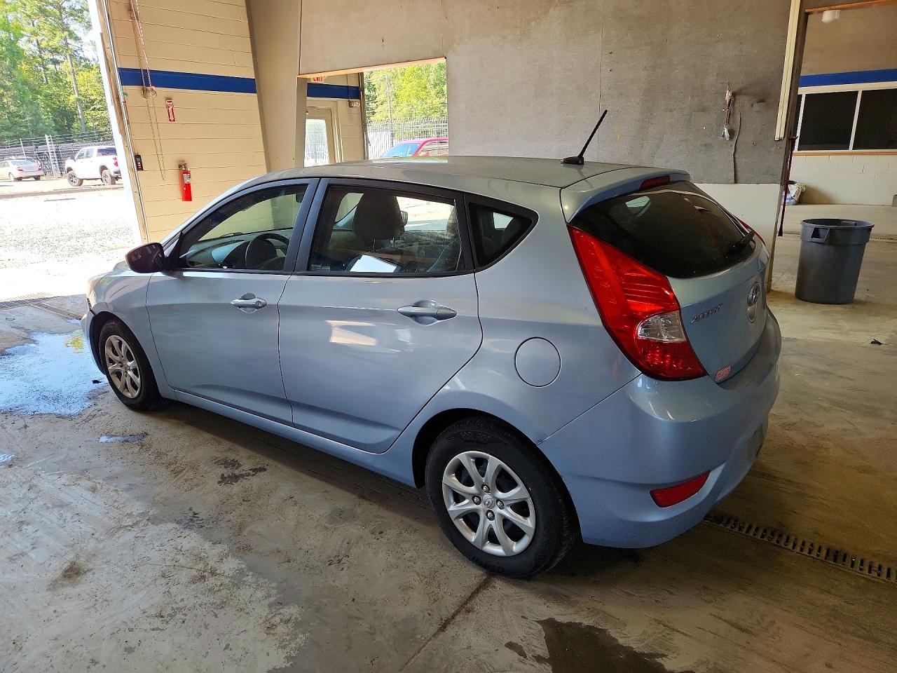2014 Hyundai Accent Gs Blue vin: KMHCT5AE1EU172092