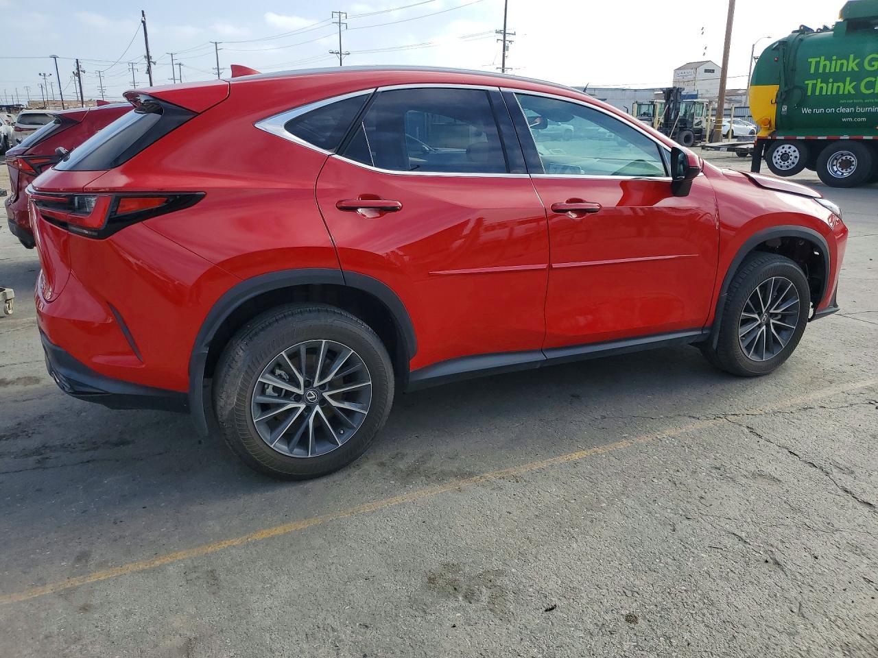 2022 Lexus Nx 250 Red vin: 2T2ADCEZ5NC001428