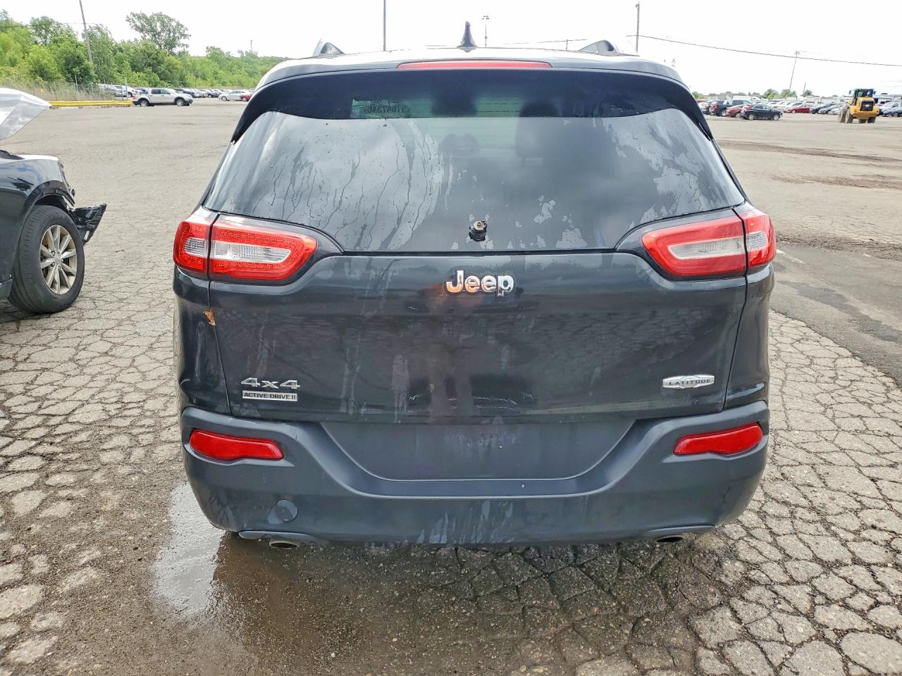 2014 Jeep Cherokee Latitude Black vin: 1C4PJMCS6EW269821