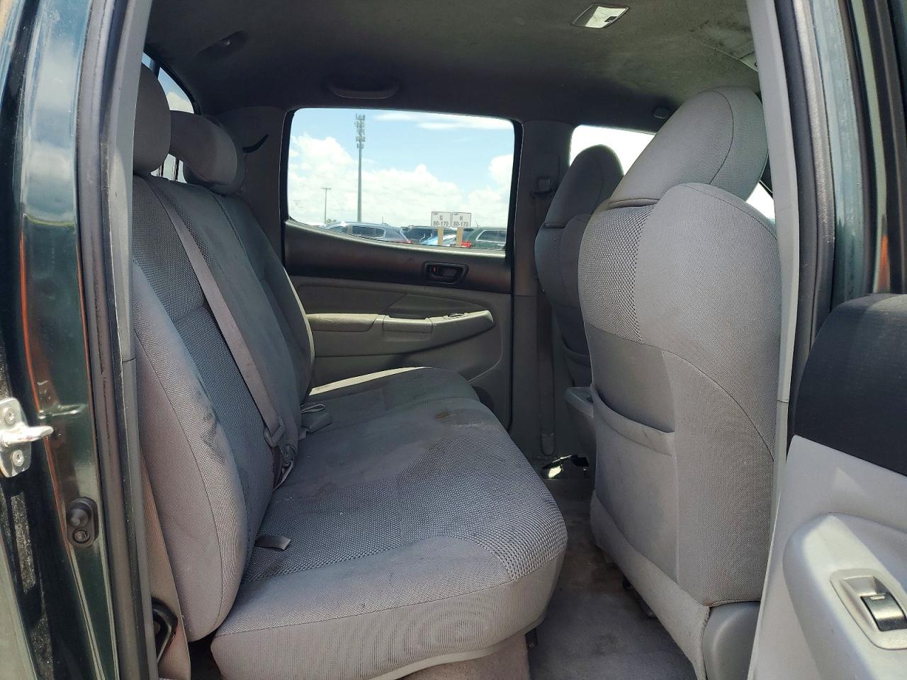 2010 Toyota Tacoma Double Cab Green vin: 3TMLU4EN2AM039989