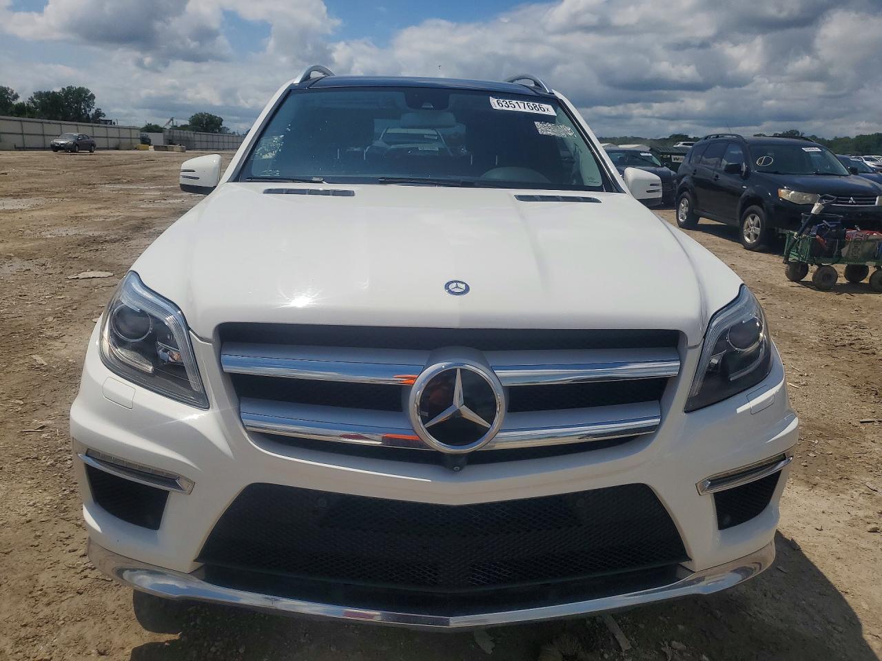 2015 Mercedes-benz Gl 550 4matic White vin: 4JGDF7DE0FA448347