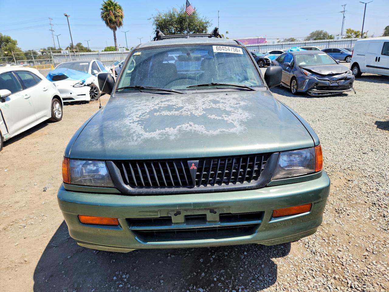 1998 Mitsubishi Montero Sport Es Green vin: JA4LS21G8WP002023