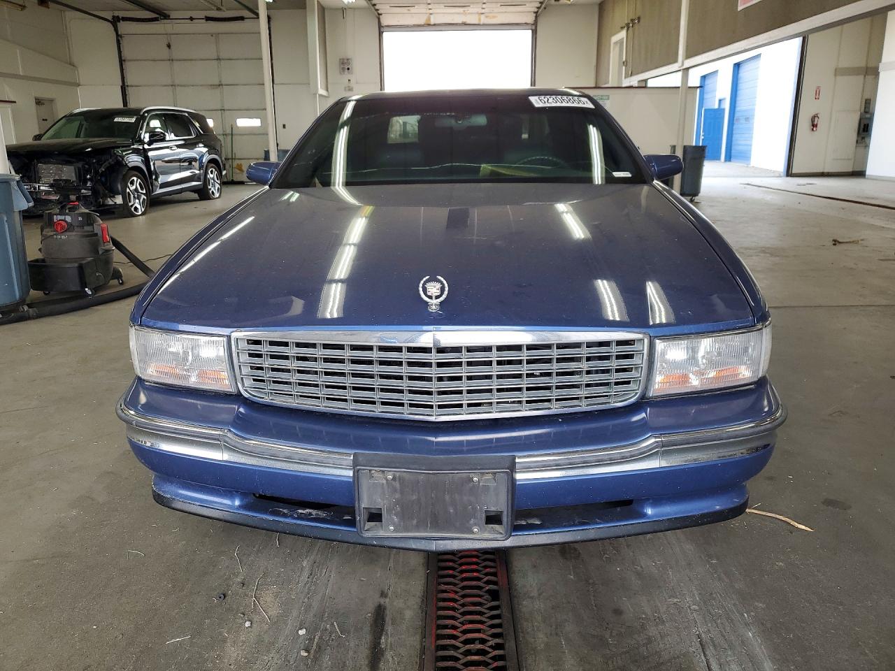 1996 Cadillac Deville Blue vin: 1G6KD52Y0TU227041