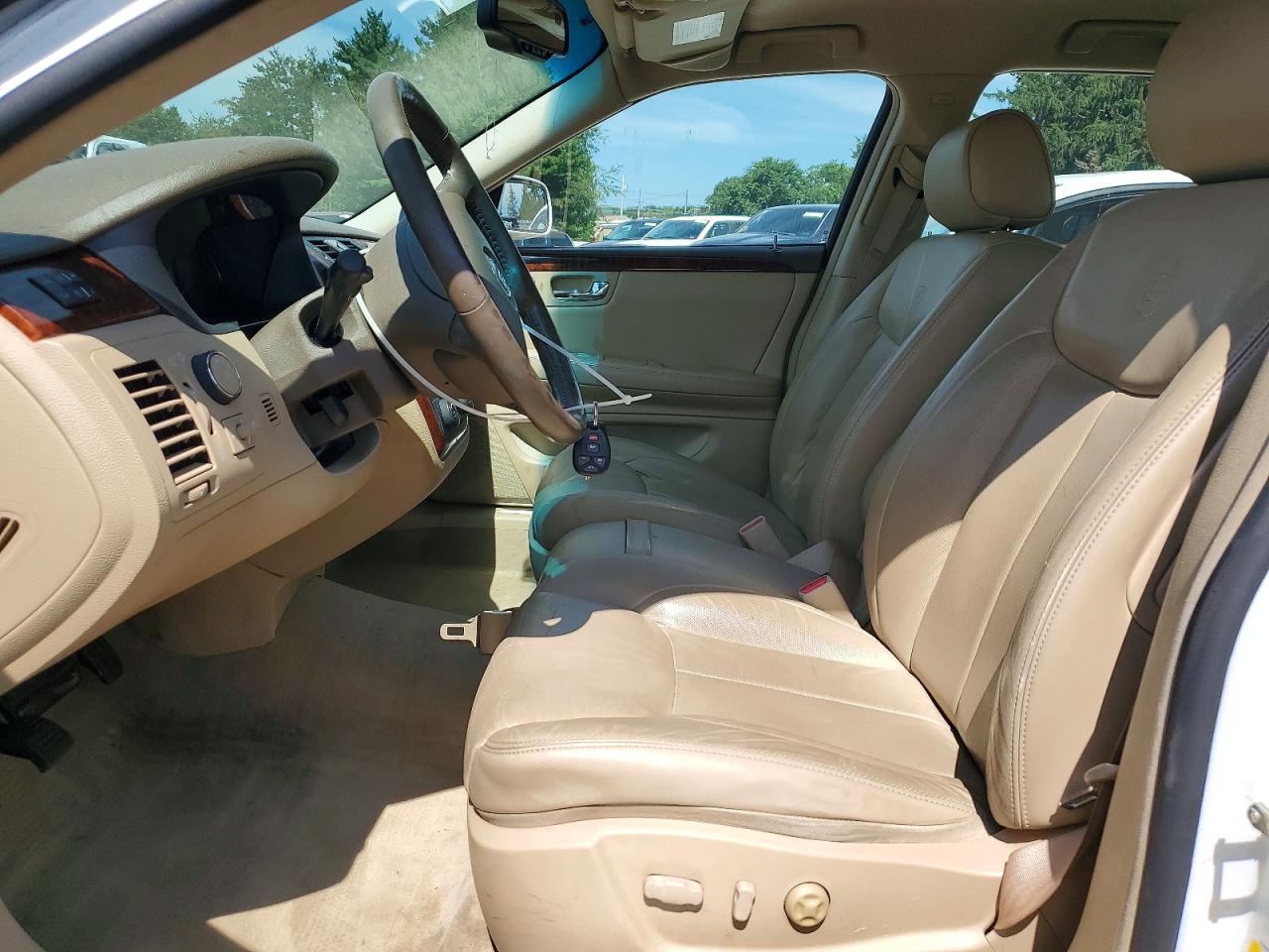 2006 Cadillac Dts Белый vin: 1G6KD57Y96U125489