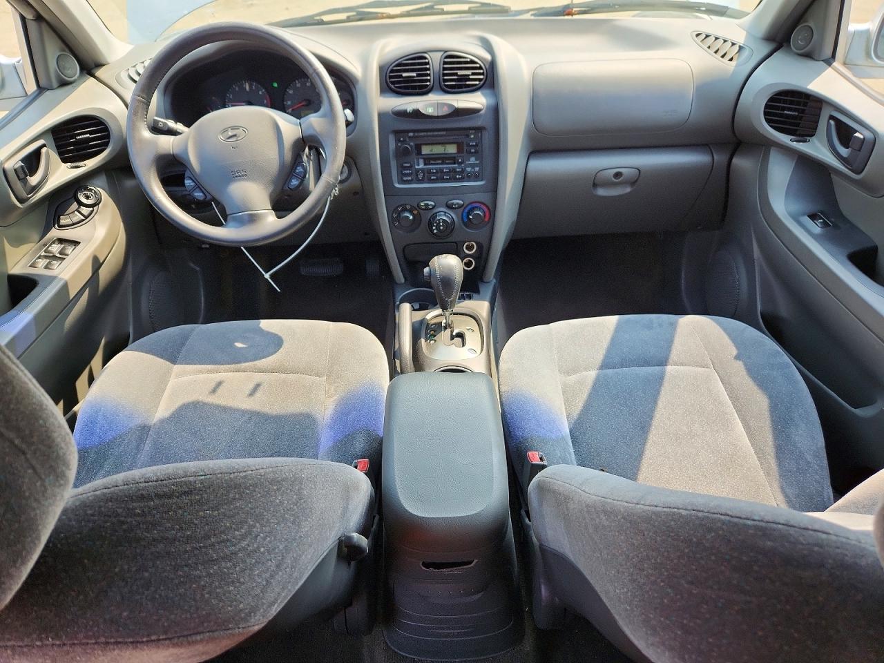 2001 Hyundai Santa Fe Gl Silver vin: KM8SC83D81U110247