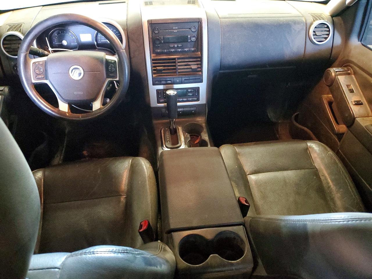 2007 Mercury Mountaineer Luxury Maroon vin: 4M2EU47E87UJ12495