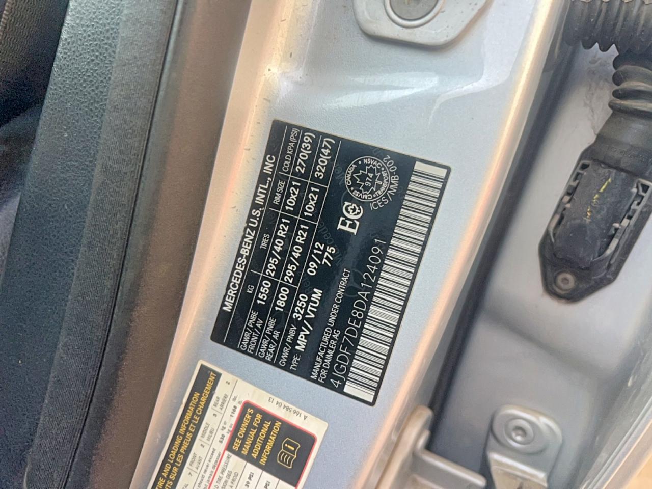 2013 Mercedes-benz Gl 550 4matic Silver vin: 4JGDF7DE8DA124091