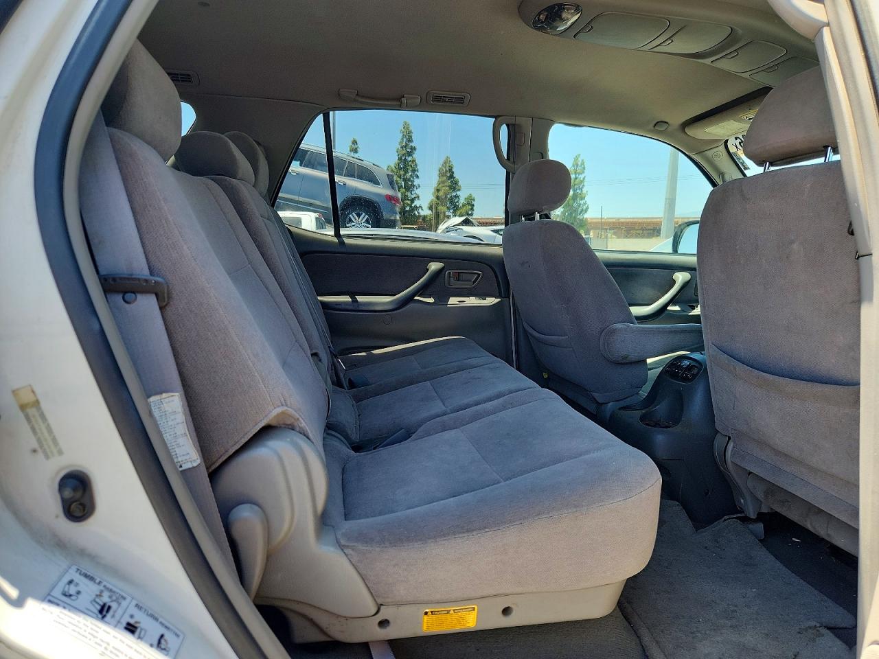 2003 Toyota Sequoia Sr5 Белый vin: 5TDZT34A13S192386