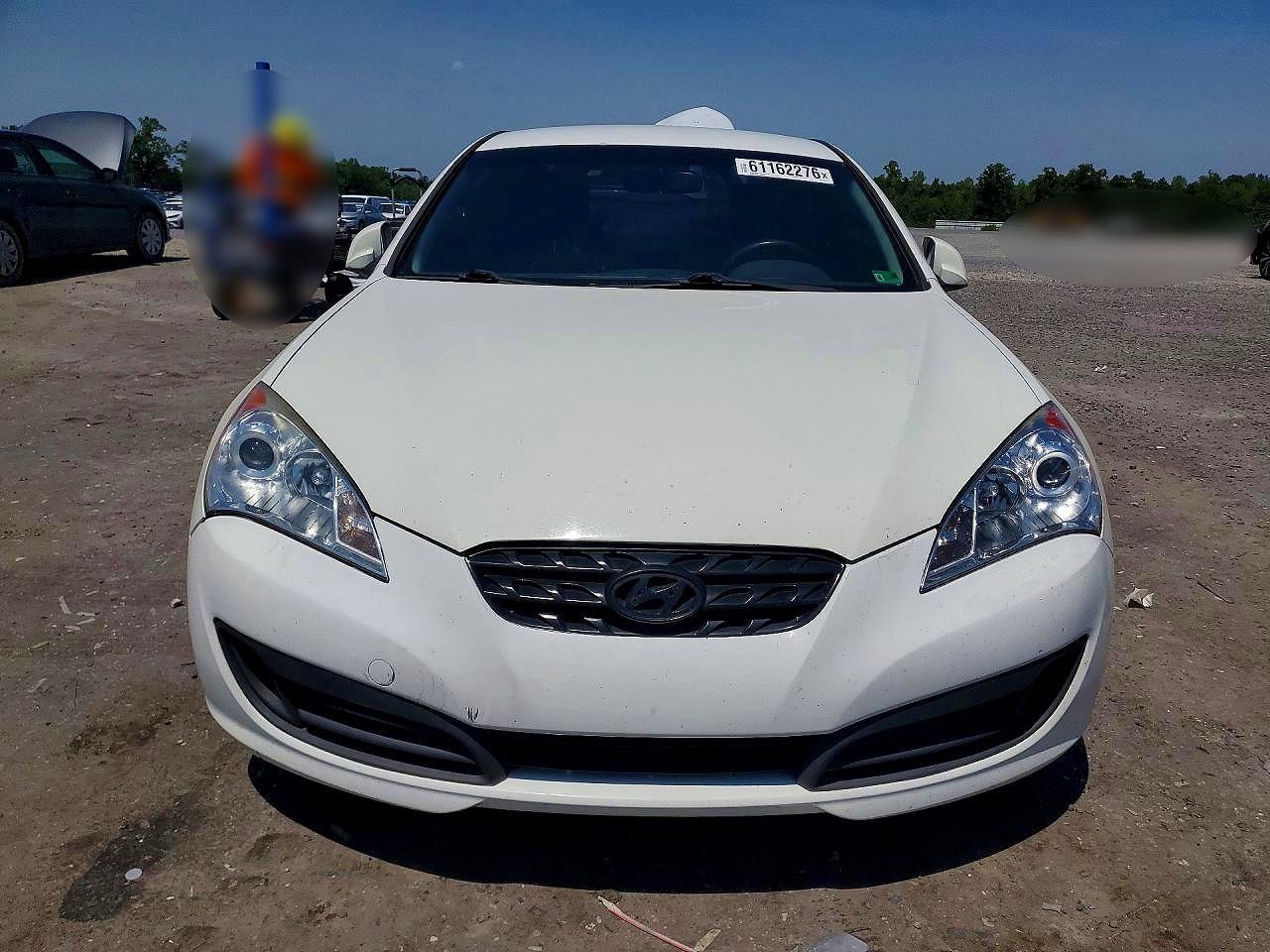 2011 Hyundai Genesis Coupe 2.0t Белый vin: KMHHT6KD9BU054613