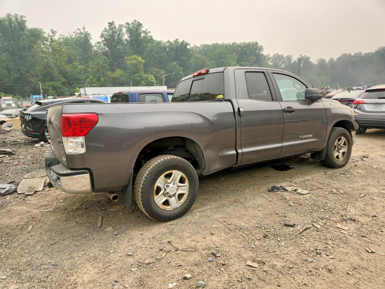 2013 Toyota Tundra Double Cab Sr5 Gray vin: 5TFUM5F1XDX042224