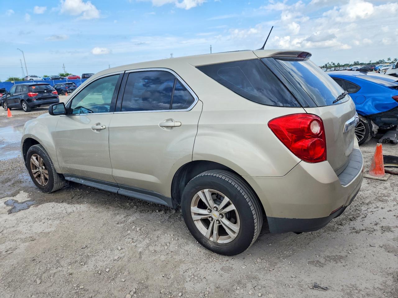 2013 Chevrolet Equinox Ls Tan vin: 2GNALBEK6D6271845