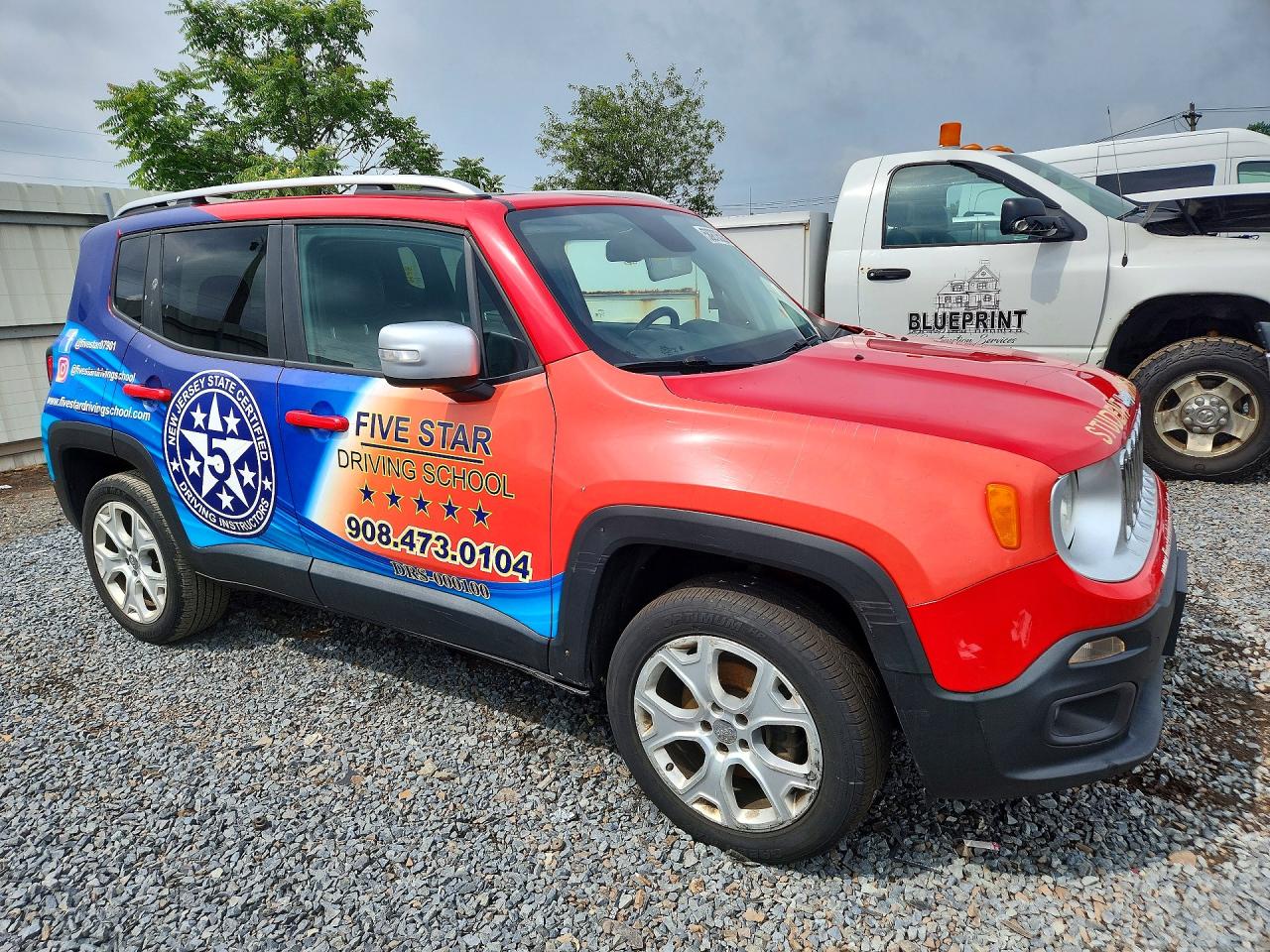 2015 Jeep Renegade Limited Two Tone vin: ZACCJBDT4FPC00862