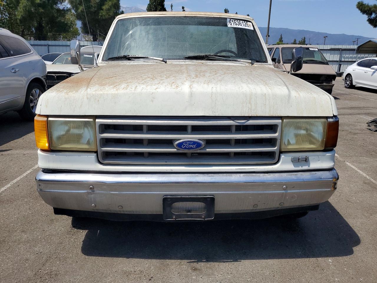 1989 Ford F150 Белый vin: 1FTDF15Y3KPA88962
