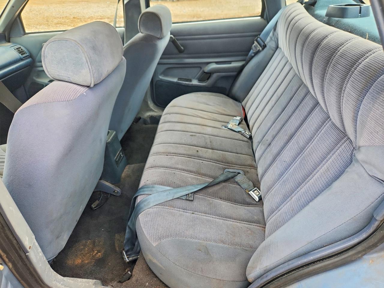 1990 Ford Tempo Gl Синий vin: 1FAPP36X4LK144276
