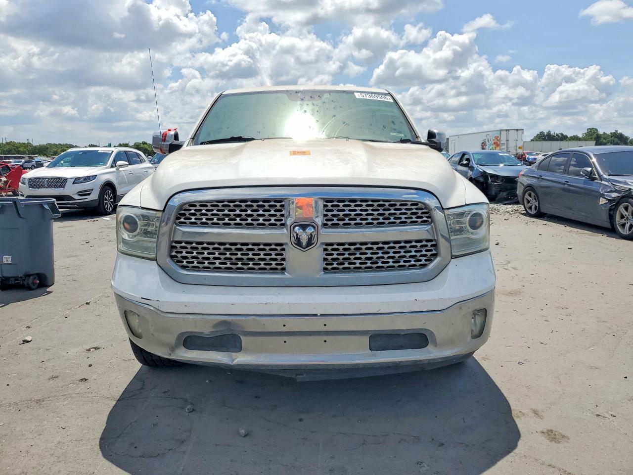 2015 Ram 1500 Laramie White vin: 1C6RR7NT7FS552351