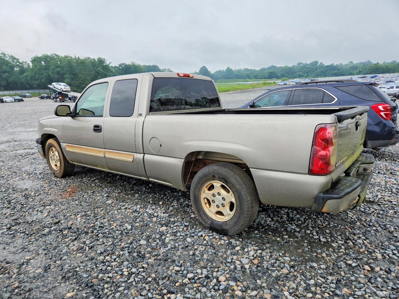 2003 Chevrolet Silverado C1500 Silver vin: 2GCEC19T431353799