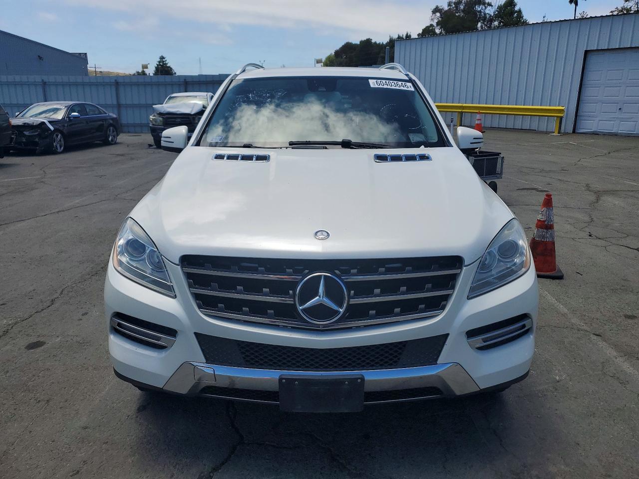 2013 Mercedes-benz Ml 350 4matic White vin: 4JGDA5HB4DA194917