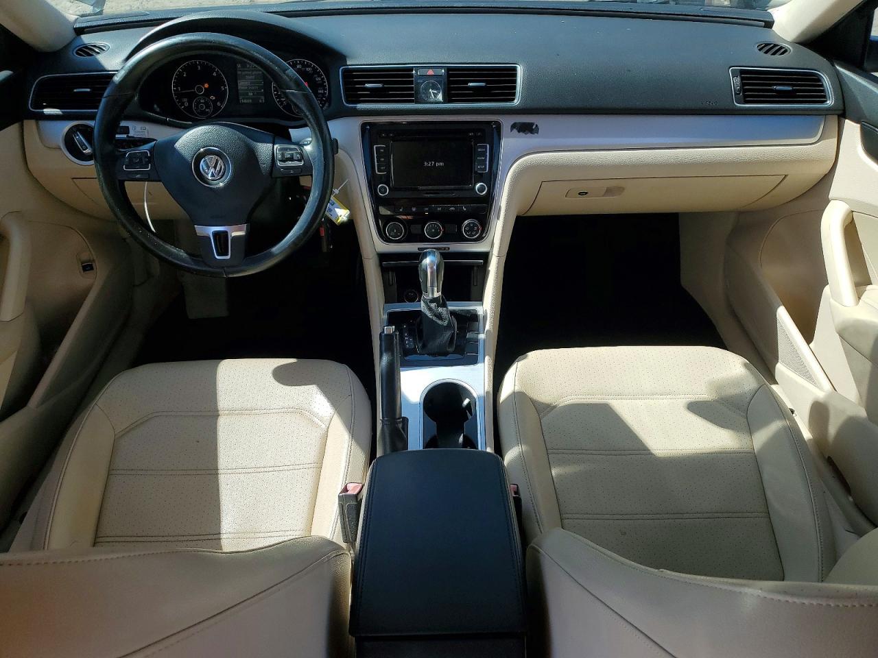 2013 Volkswagen Passat Se Black vin: 1VWBN7A30DC118398