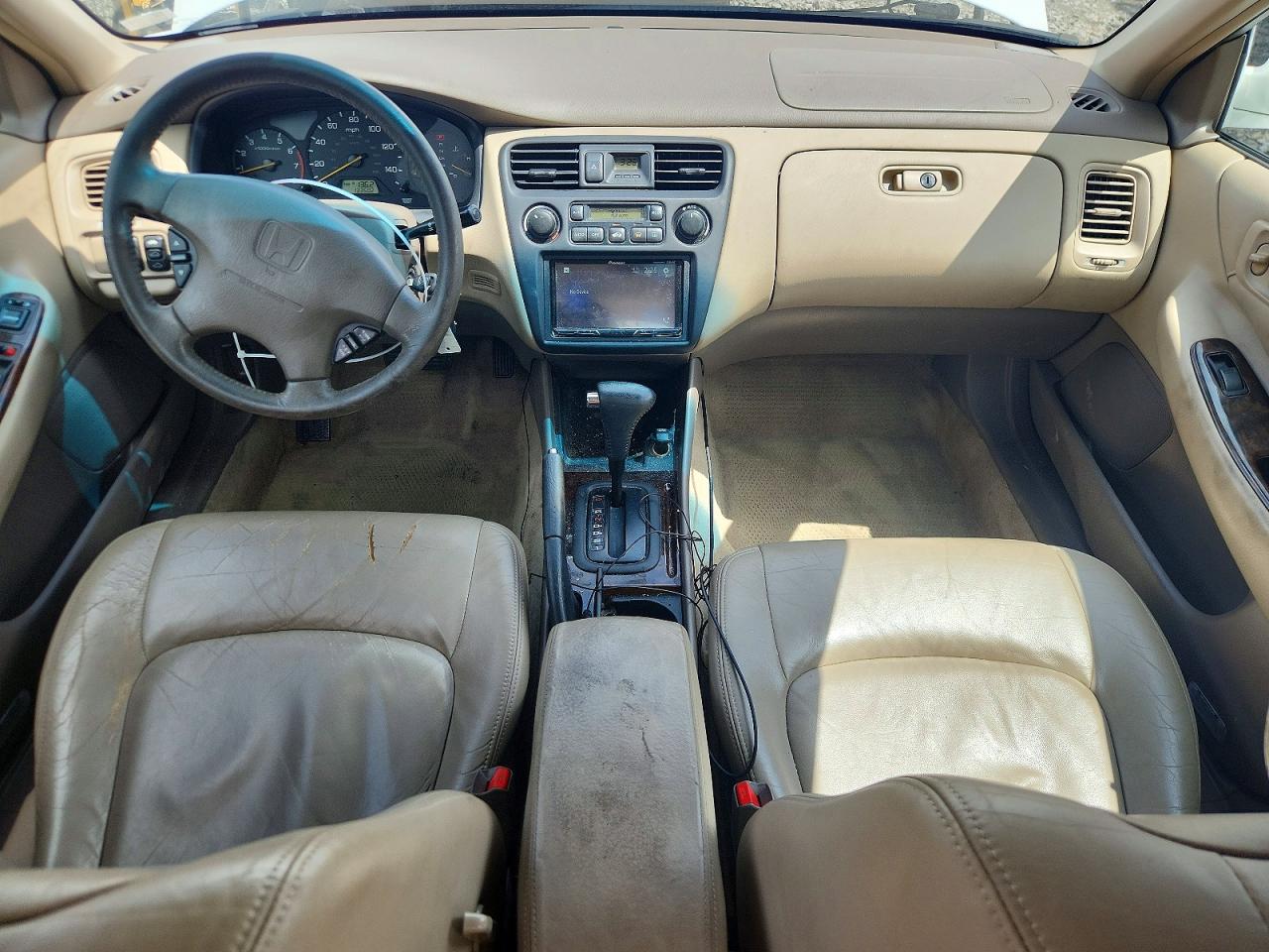2000 Honda Accord Ex White vin: 1HGCG1650YA085477