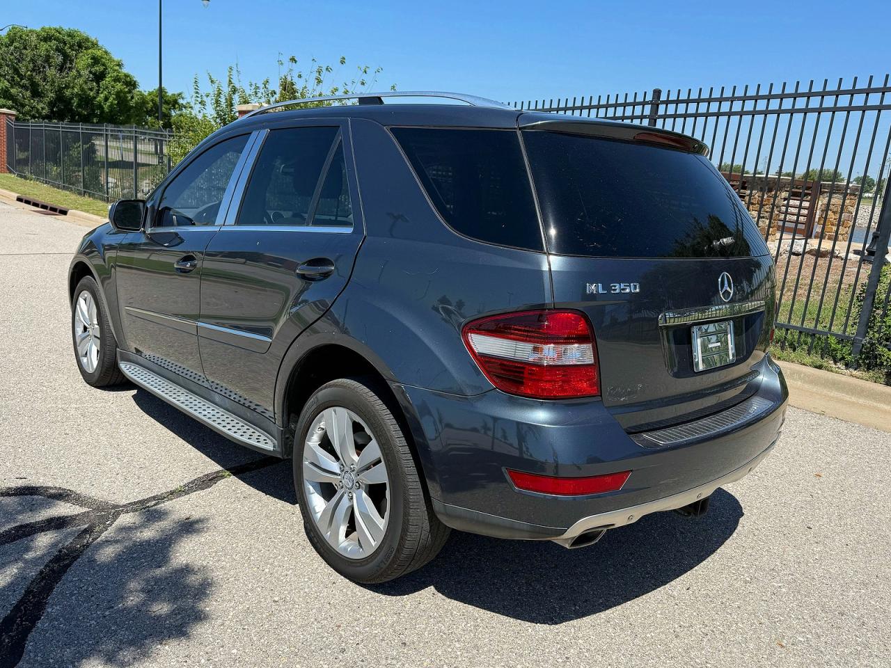 2010 Mercedes-benz Ml 350 Серый vin: 4JGBB5GB6AA573807