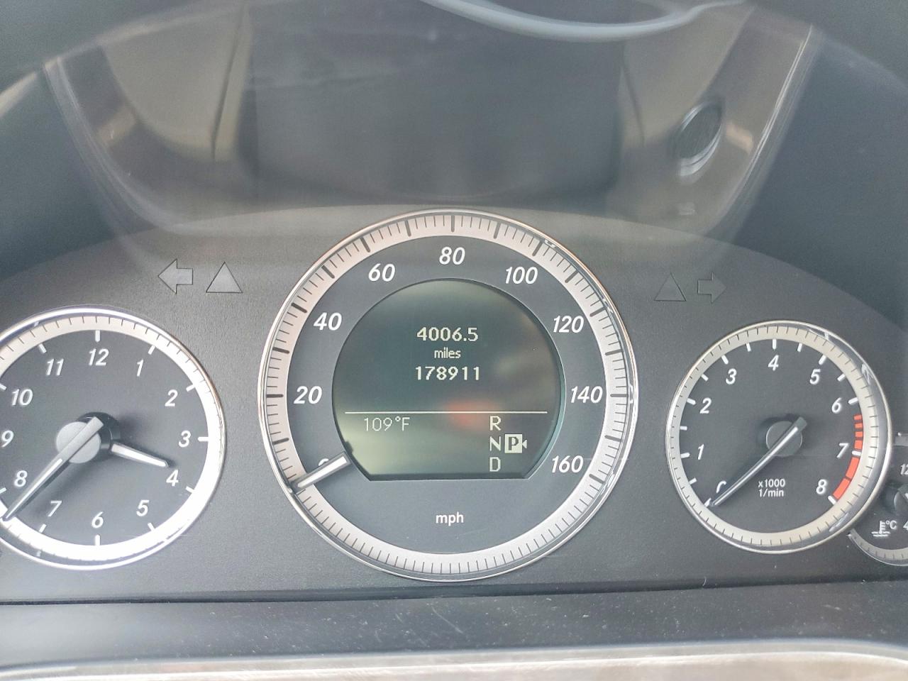 2010 Mercedes-benz E 350 Gray vin: WDDHF5GB9AA051083