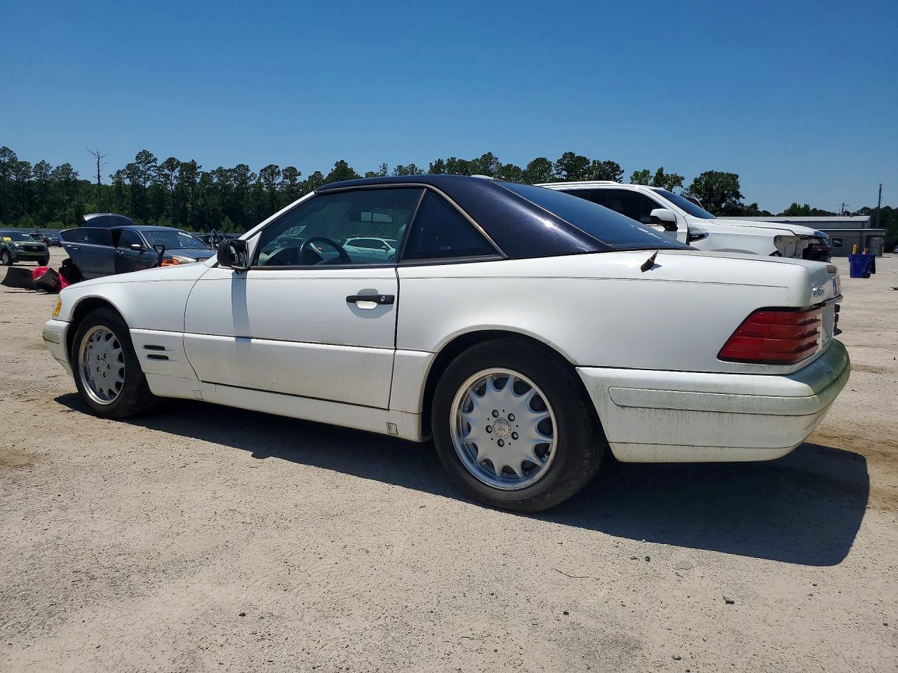 1997 Mercedes-benz Sl 500 White vin: WDBFA67F4VF140429