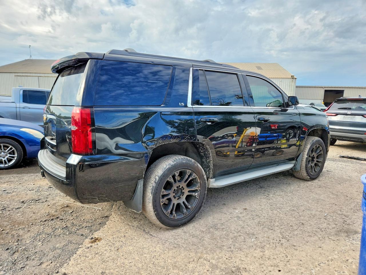 2015 Chevrolet Tahoe K1500 Ls Black vin: 1GNSKAKC8FR174913